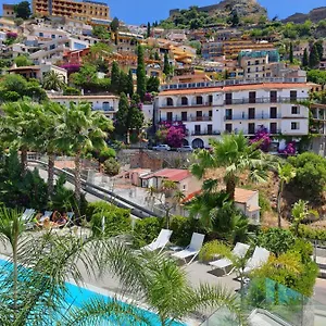  Apartment Minerva Luxury Town Center , Pool And Parking Italy