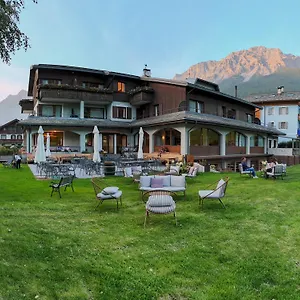 Szálloda Nevada, Bormio